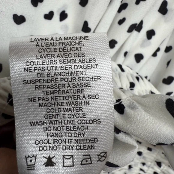 Rachel Zoe Heart Print Smocked Waist Tie Neck Blouse White Black XS - Picture 7 of 9
